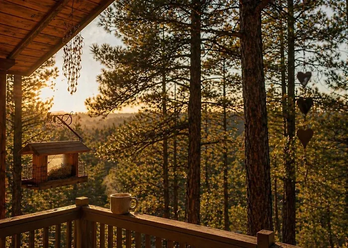 Sunset-view A-frame Sleeps 12 Dog Friendly Holiday home