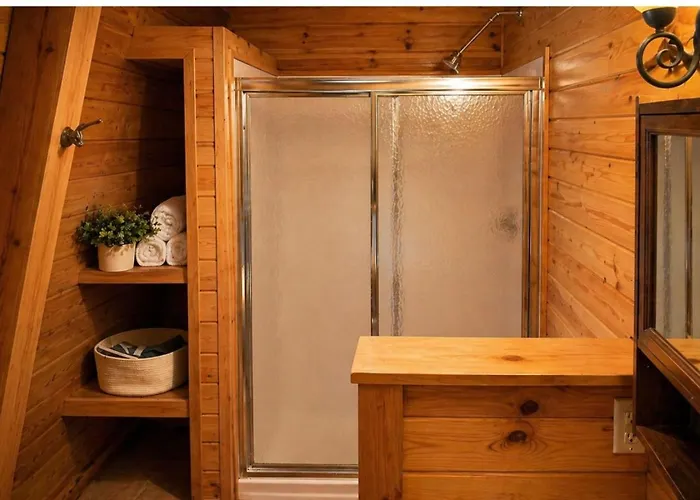 Sunset-view A-frame Sleeps 12 Dog Friendly Holiday home Show Low